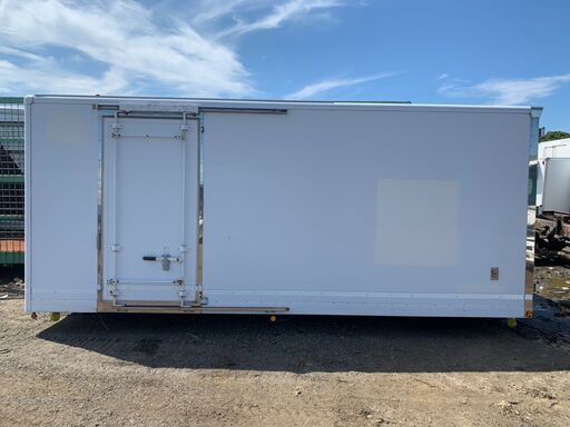 福岡発 2tロングコンテナ 横スライドドア付 鍵付き その他多数