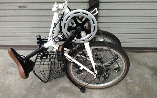 フォルクスワーゲン 折りたたみミニベロ 20インチ 6段変速 ホワイト 配送無料 フォルクスワーゲン 折りたたみミニベロ 20インチ 6段変速 ホワイト