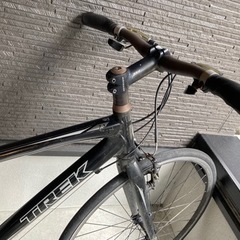 クロスバイク TREK