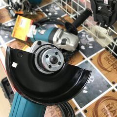 ✨マキタ　ディスクグラインダ　9533B　中古美品✨うるま市田場✨ ✨マキタ ディスクグラインダ 9533B 中古美品✨うるま市田場✨