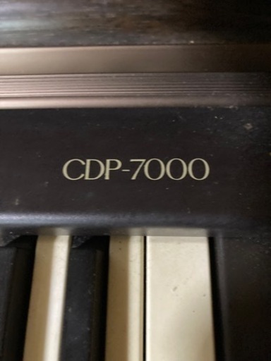 CASIO電子ピアノCDP-7000