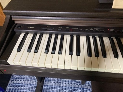 CASIO電子ピアノCDP-7000
