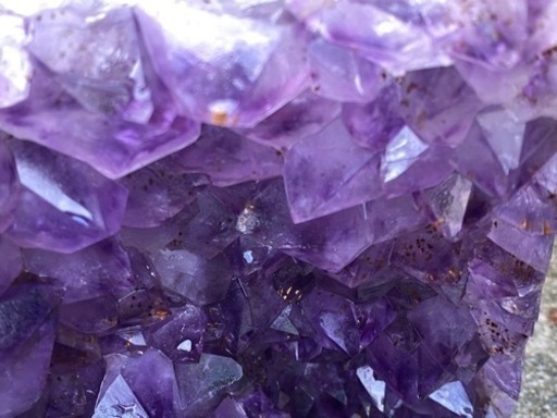 倉庫整理で出てきたアメジストドーム‼️出品して1ヶ月経つと捨てます