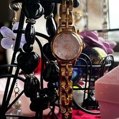 【ネット決済・配送可】WIRED 腕時計レディース　文字盤ピンク