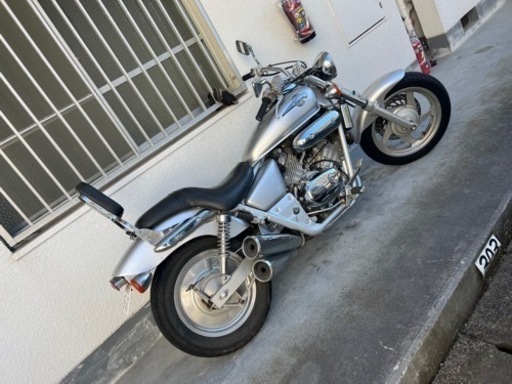 マグナ250