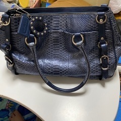 新品‼️  断捨離❗️処分したいので。COACH ショルダーバッグ