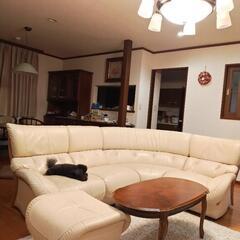 カリモク 4人掛けソファ オットマン付き　20日迄　値下します20日迄