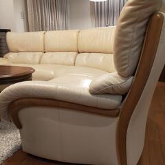 カリモク 4人掛けソファ オットマン付き　20日迄　値下します20日迄