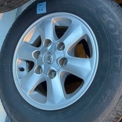 【引取先決定】ハイエース　純正ホイール195/80R15純正ナット付
