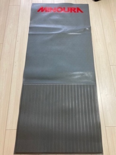 かなり値下げしました）※未使用※ ミノウラ 3本ローラー+防振マット