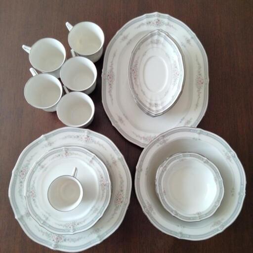 ノリタケ　ディナーセット　Ivory China