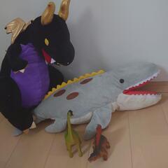 男の子の恐竜玩具、ぬいぐるみセット