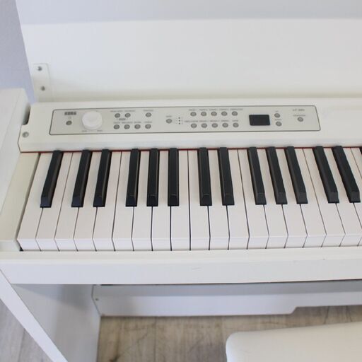 【神奈川pay可】T350) KORG 電子ピアノ 2017年製 LP-380 ホワイト 88鍵 音色数30 RH3鍵盤 エフェクト3つ 椅子付き 楽器 コルグ 直取り/自社配送限定