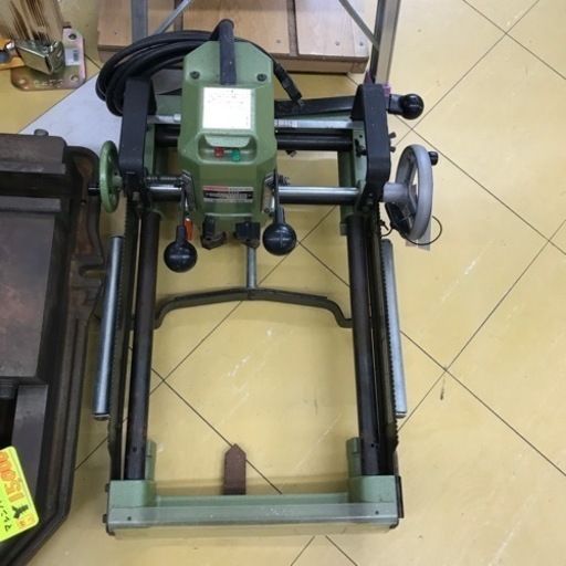 中古品△makita 大入レ ルーター 2516