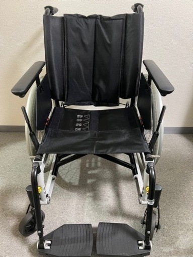 購入価格約25万円】ラックヘルスケア綺麗な車椅子