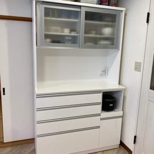 ニトリ食器棚サイズ間口1200×奥行500×高さ2000