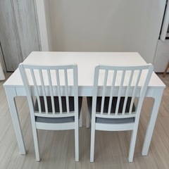《IKEA》伸長式テーブル&チェア2脚