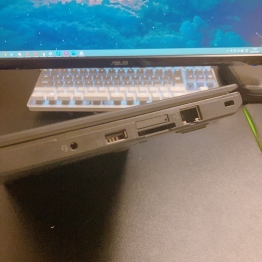 ノートパソコン LENOVO ThinkPad X260 Core i7-6500U DDR4 16GB SSD120GB Windows 10 Pro ノートパソコン LENOVO ThinkPad X260 Core i7-6500U DDR4 16GB SSD120GB Windows 10 Pro