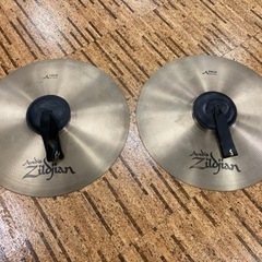 シンバル　Avedis Zildjian  FIELD  18インチ　