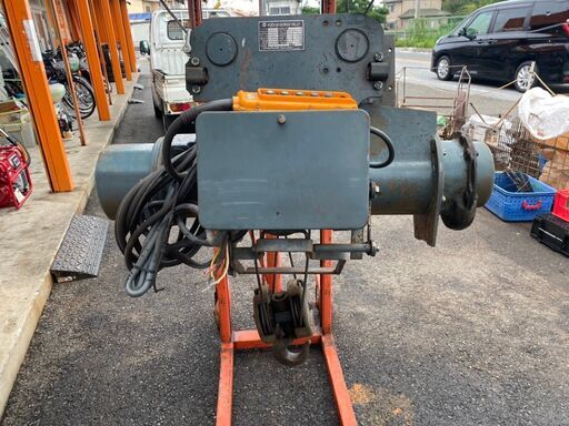 日立　電動ホイスト　天井クレーン　電動トロリー付き　ホイスト　ウインチ　0.9ｔ　900kg　吊り上げ　移動　HITATHI　引き取り限定　滋賀