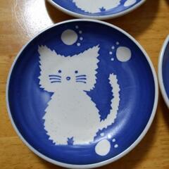 猫🐱柄のお皿7枚セットで200円
