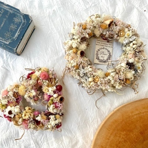 小花いっぱいハートリース