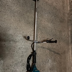 9/11.12値引き　マキタ　草刈機　MEM2600U