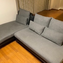 布張りカウチソファ グレー