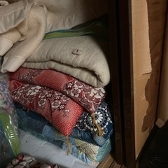 【差し上げます】布団　敷布団など　寝具