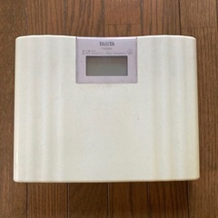 自宅引取り限定無料　タニタの体重計