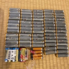 乾電池　A3x65個　A4x4個　単2x3個