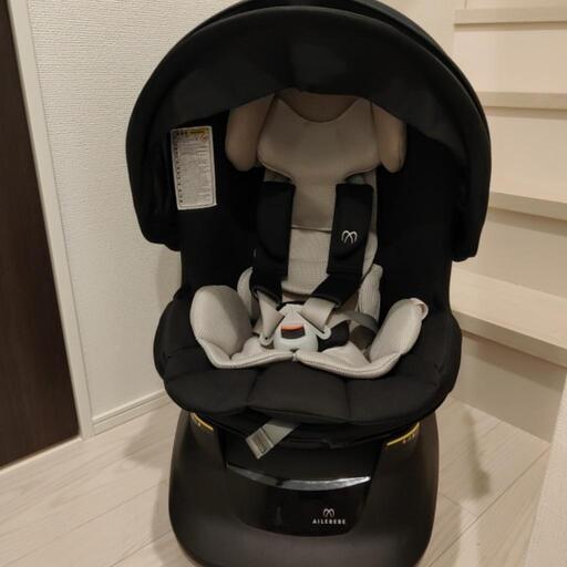 チャイルドシート　AILEBEBE