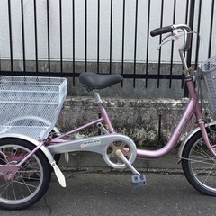 ＜整備・良品＞ブリジストン 三輪車 ピンク系・前輪タイヤ、スポーク全て新品に交換。 サドル、ペダルも新品交換。洗車済みでピカピカです♪