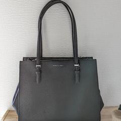 CHARLES ＆ KEITH バッグ