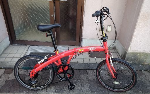 [非売品]Audi(アウディ)20吋 折り畳み自転車 アルミ/外装6段/レッド