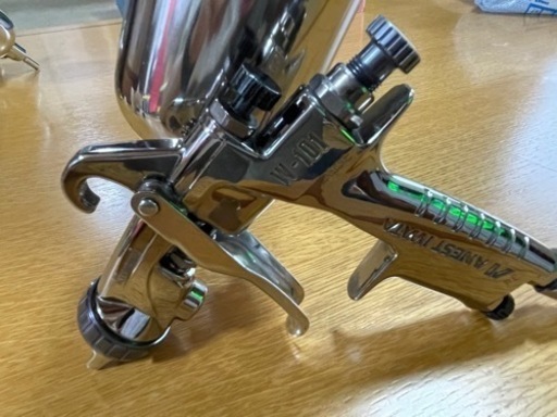 値下げ　アネスト岩田　スプレーガン　口径1.3 W-101-B6 極み