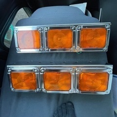 ダンプ トラック3連
ウインカー