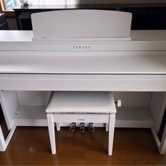 ヤマハ　CLP-470WH クラビノーバ