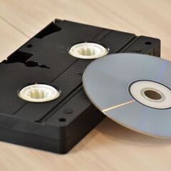 【70代から40代必見】昔録画したVHSビデオテープをDVDにダビングしたい人っていますかぁ？ - 教えて