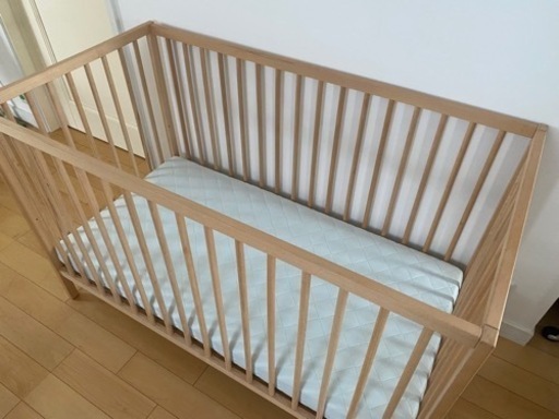 Ikeaベビーベッド マットレス 布団 シーツ２枚 メアリー 松戸のベビー用品 ベビー ベッド 家具 の中古あげます 譲ります ジモティーで不用品の処分