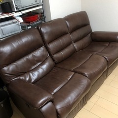 使用感抜群！電動リクライニングソファー！格安