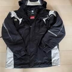 デサント　スキースノーボードウェア