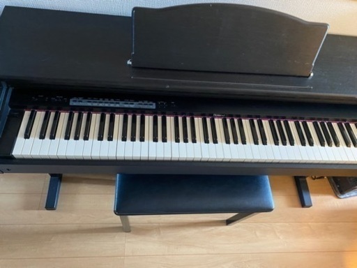 ピアノ　Roland HP-2700