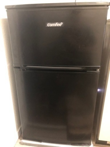 【取引き完了しました】COMFEE 冷蔵庫　90L 黒　22年製