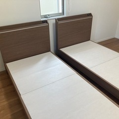 【受け渡し予定者あり】ニトリ　ベッドフレーム　ヴァイン