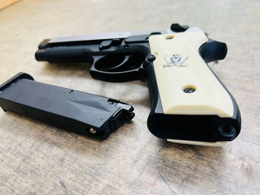 PIETRO BERETTA ガスガン