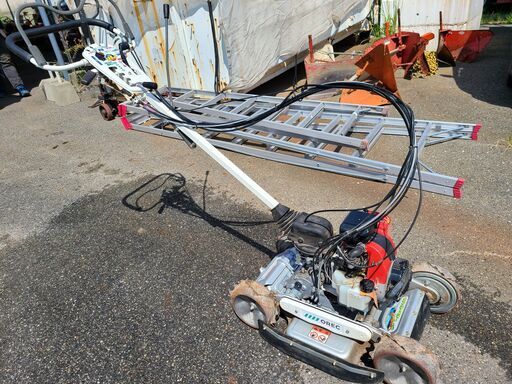 引取限定】オーレック SP851 自走式草刈機 スパイダーモア 4WD OREC