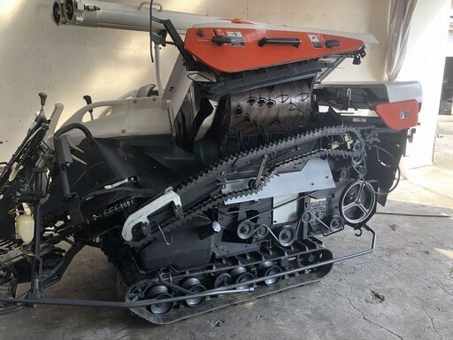 SOLD OUT】【三重県津市】 清掃・整備済み クボタ コンバイン AR218