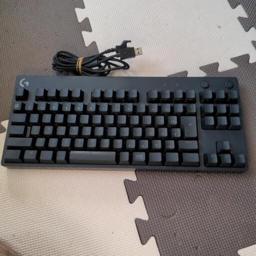 ゲーミングキーボード　青軸　GPRO　Logicool