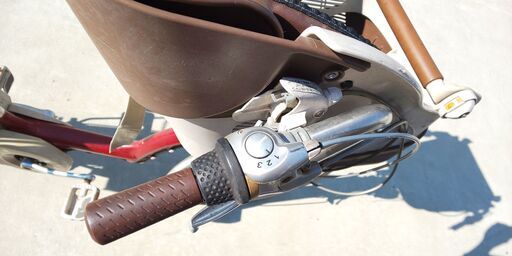 お取引中】3人乗り電動アシスト付き自転車 ブリヂストン 『要整備』